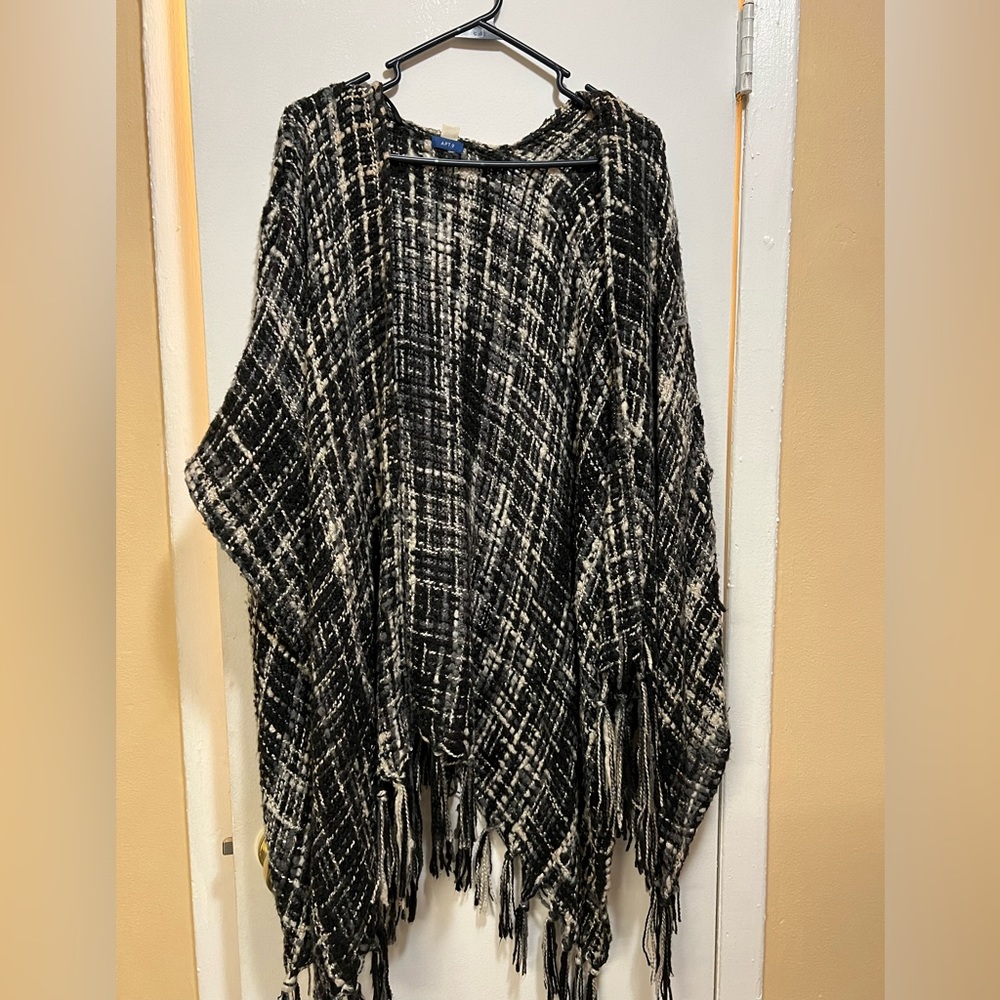 Apt 9 Shawl Black/White
